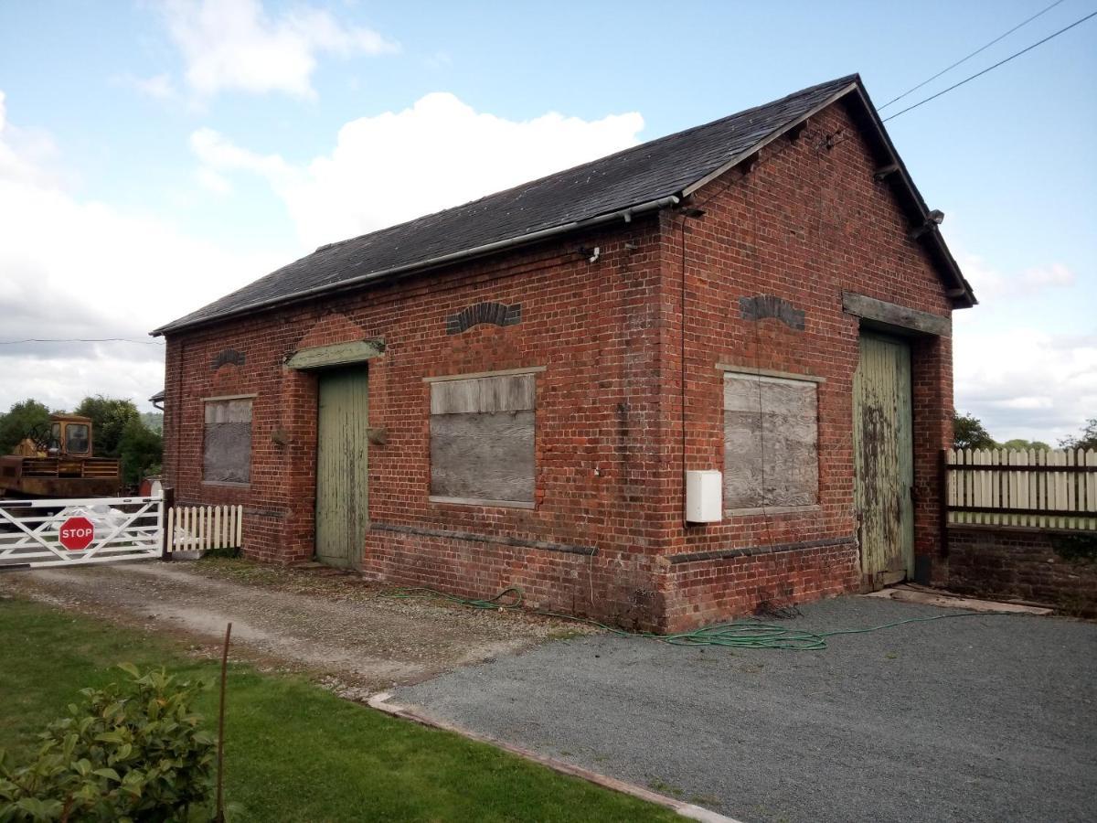 The Booking Office, Stoke Edith Station Херефорд Экстерьер фото